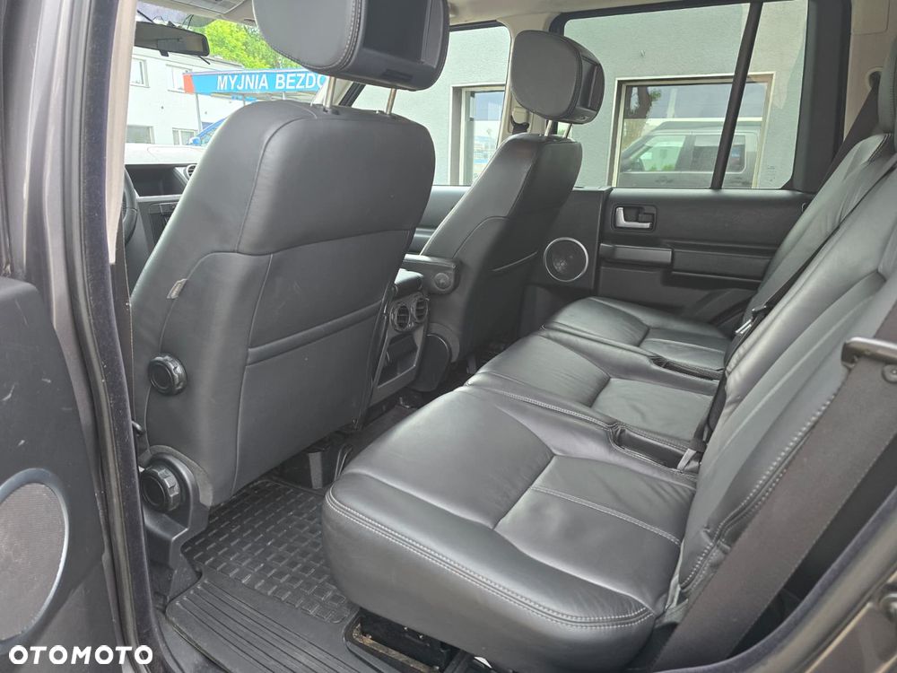 Land Rover Discovery 2.7D V6 S - 2