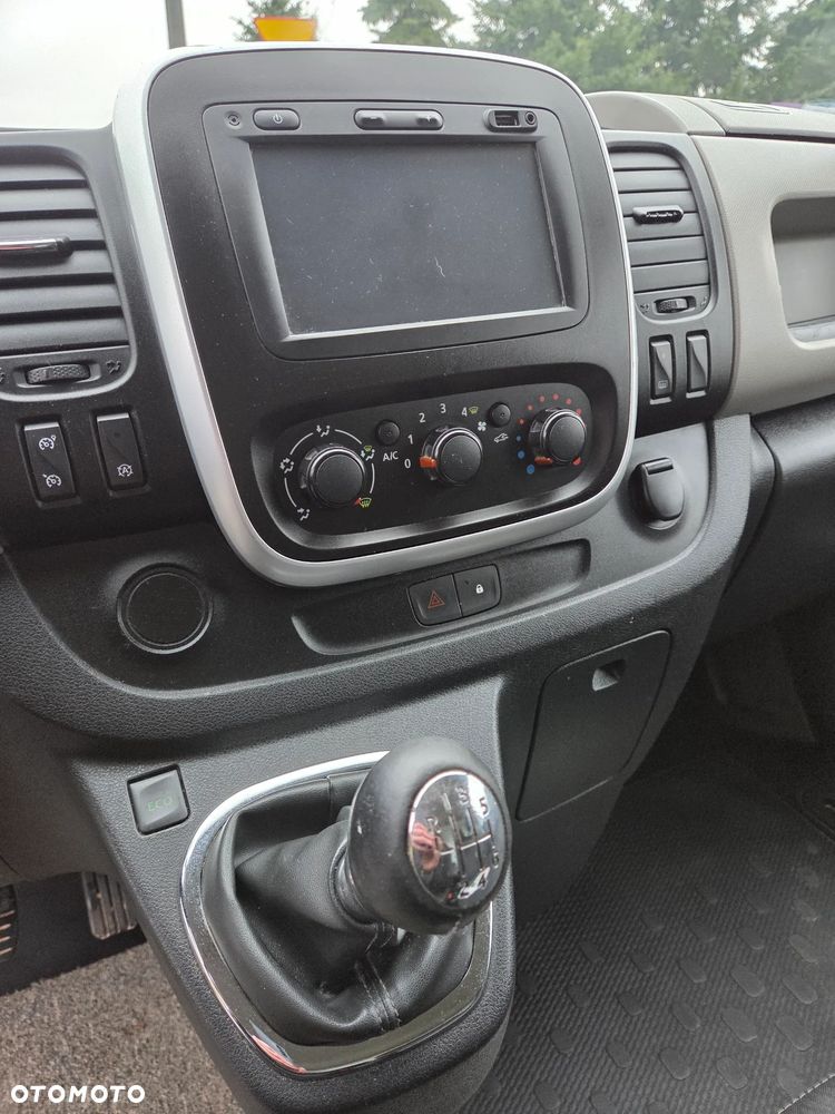Renault Trafic - 17