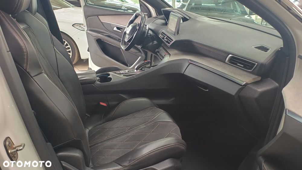 Peugeot 3008 2.0 BlueHDi GT S&S EAT8 - 26