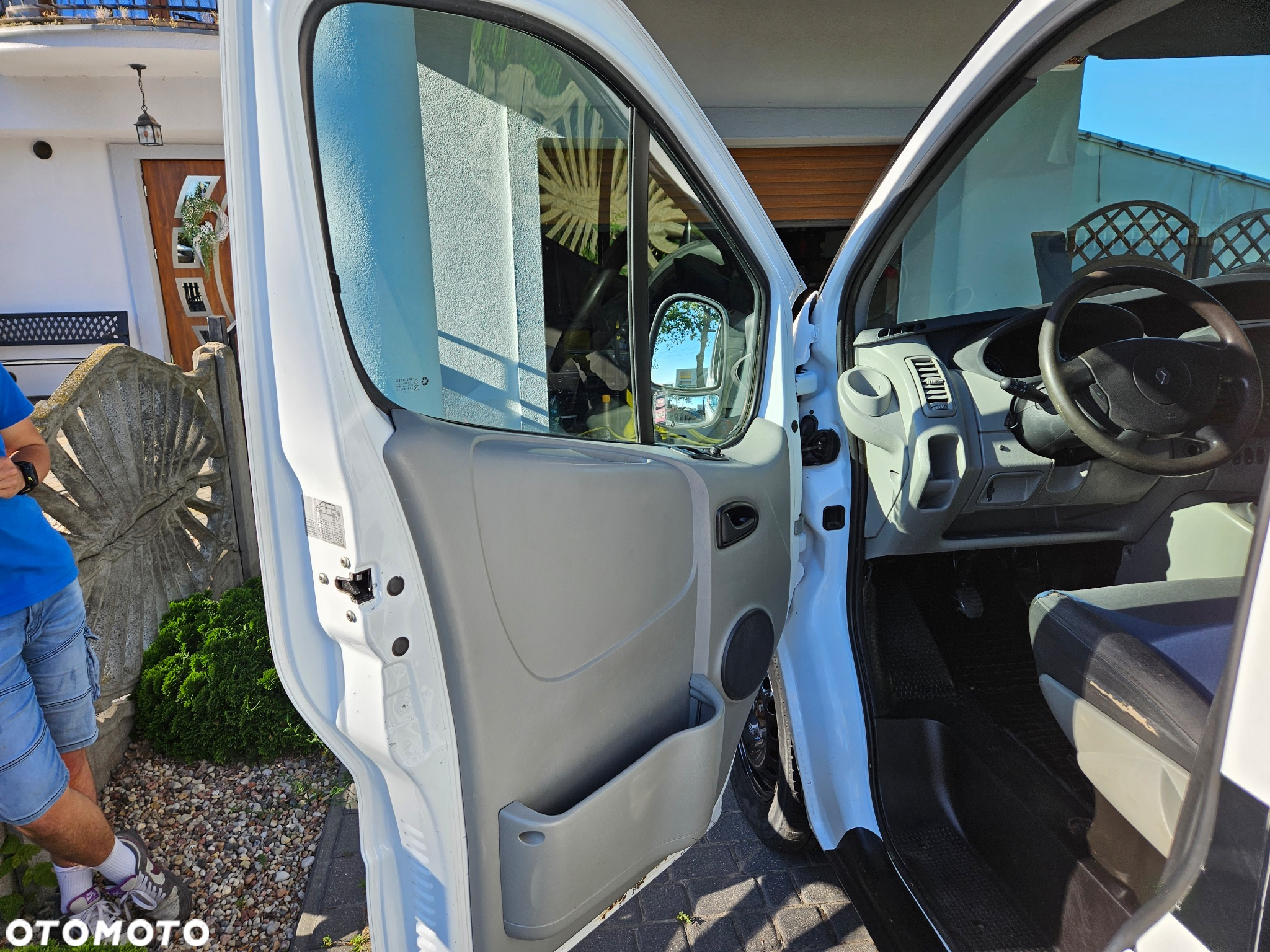 Renault Trafic - 10