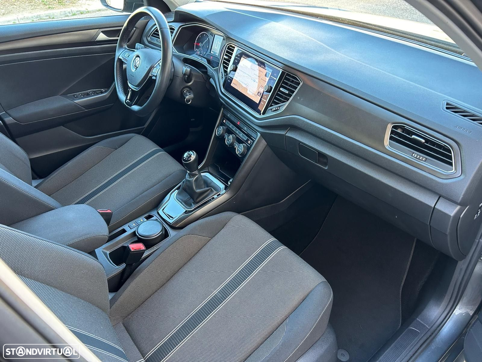 VW T-Roc 1.6 TDI Style - 9