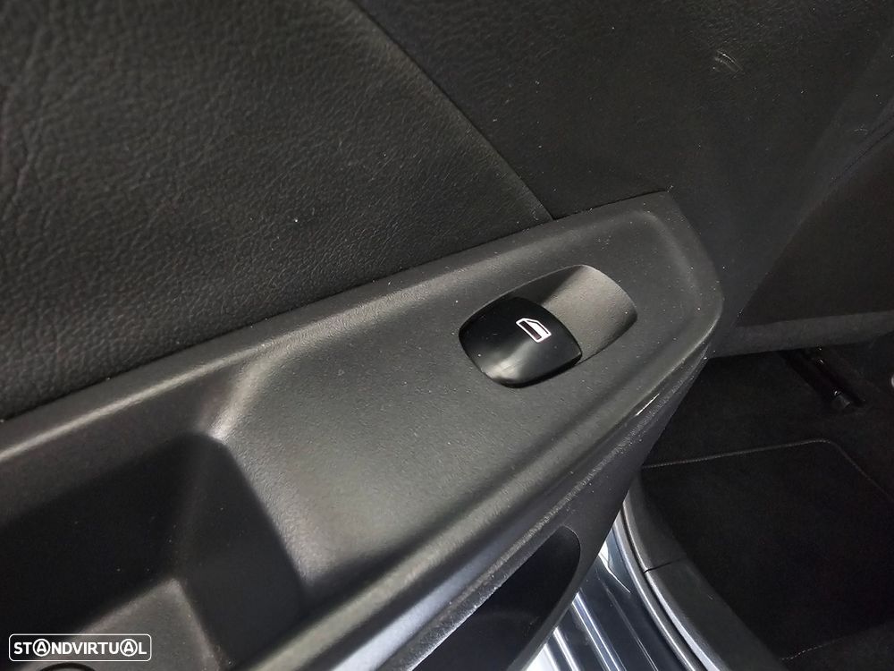 Nissan Micra IG-T 100 Xtronic N-Connecta - 16