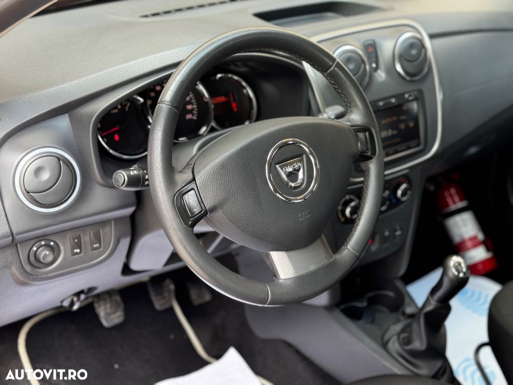 Dacia Sandero Stepway dCi 90 Prestige - 8