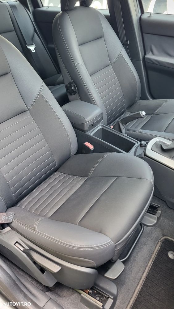Volvo V50 - 11