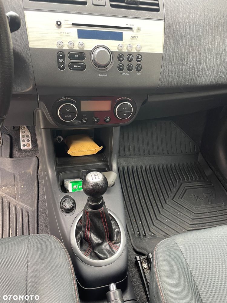 Suzuki Swift 1.6 Sport - 7