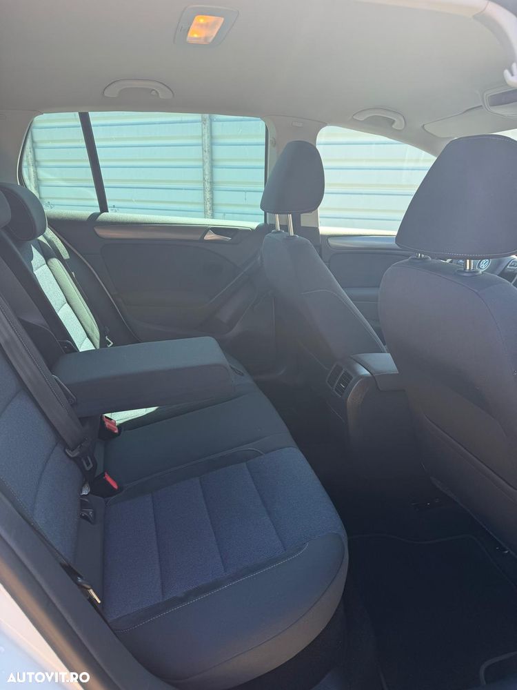 Volkswagen Golf 1.6 TDI DPF Style - 13
