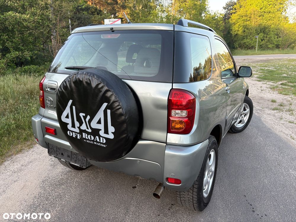 Toyota RAV4 2.0 VVT-i Sol - 17