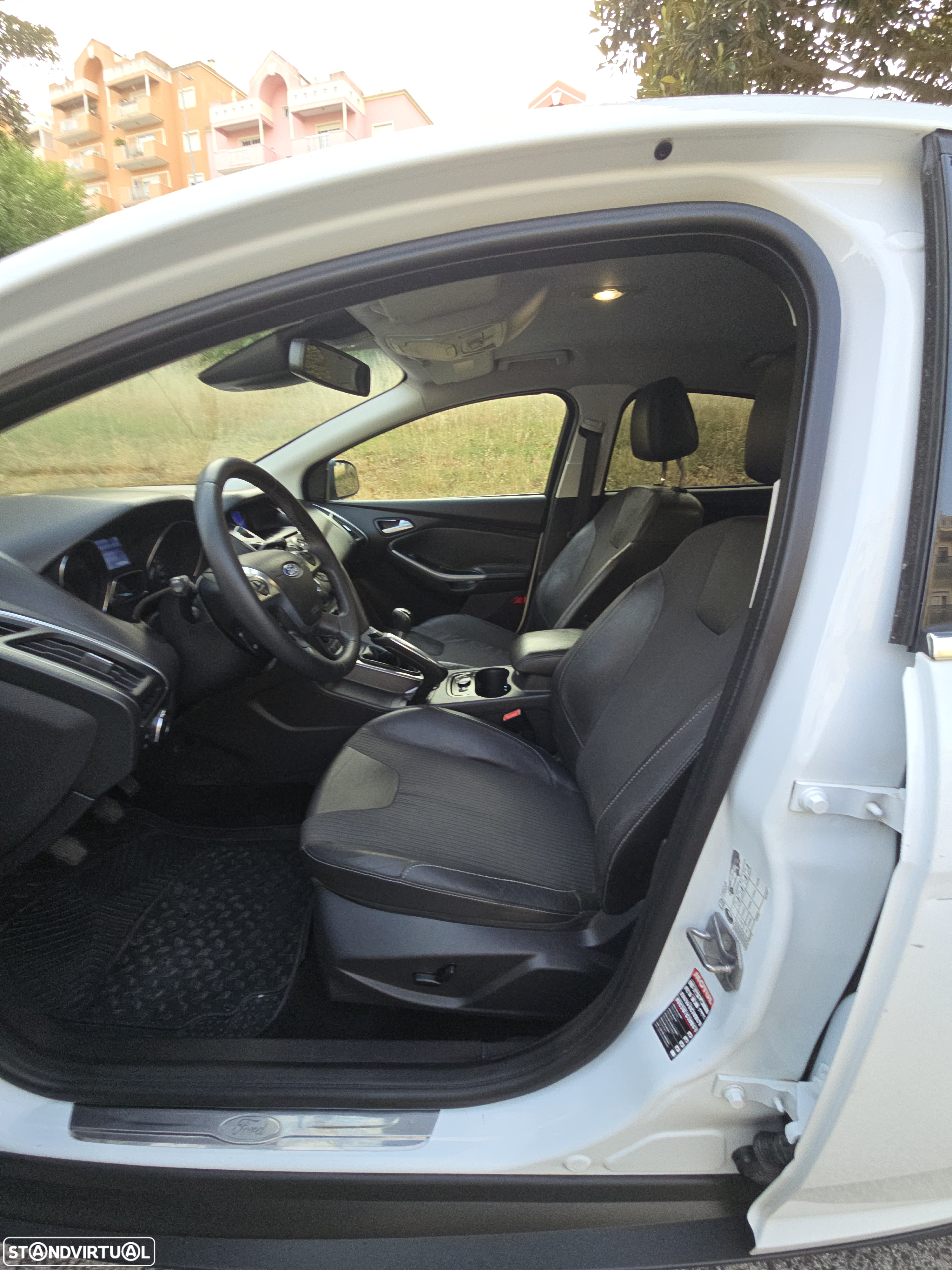 Ford Focus 1.6 TDCi Titanium - 20