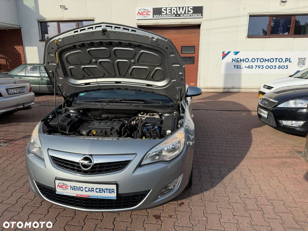 Opel Astra 1.4 ecoFLEX - 27