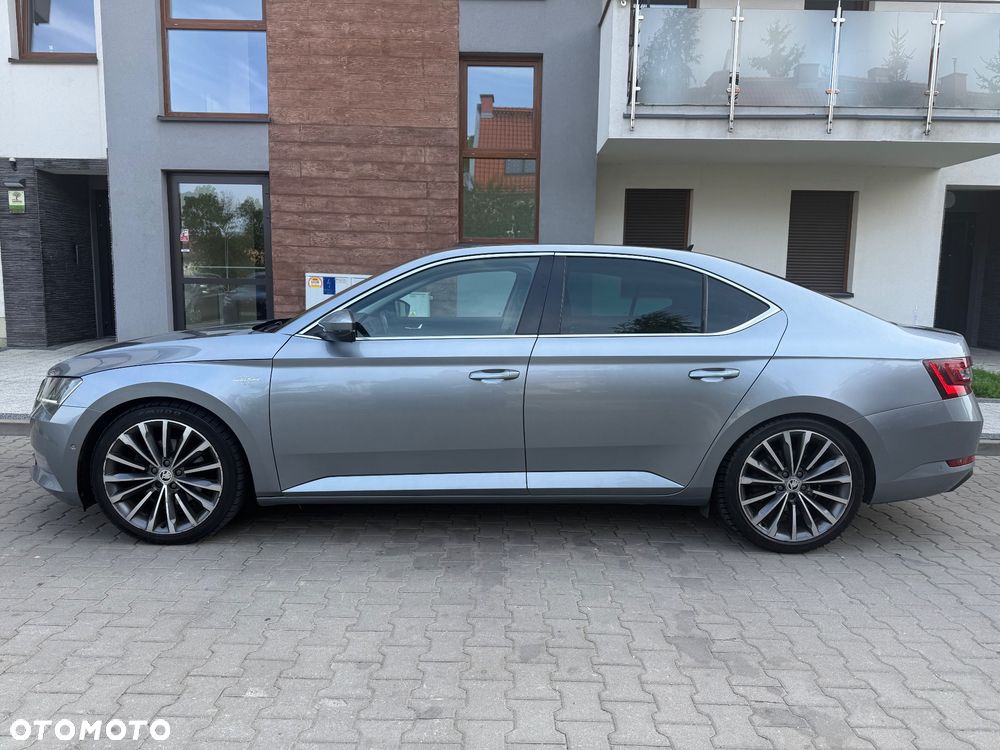 Skoda Superb 2.0 TDI L&K DSG - 3