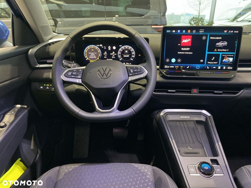 Volkswagen T-Roc - 24