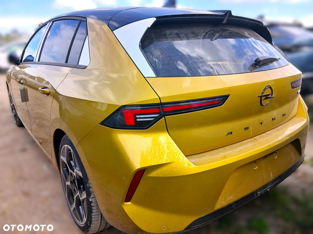 Opel Astra 1.2 T mHEV Ultimate eDTC - 4