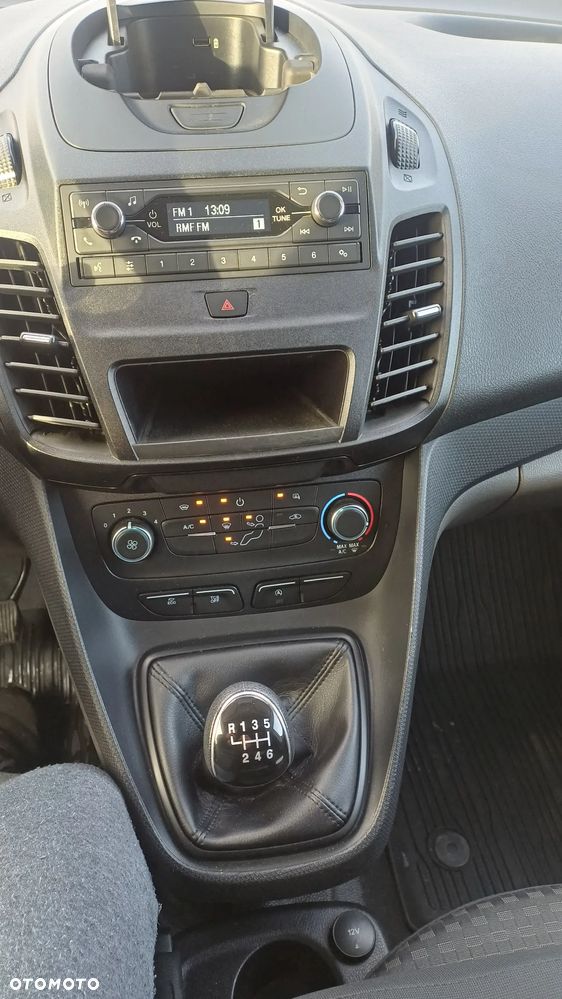Ford Transit Connect - 14