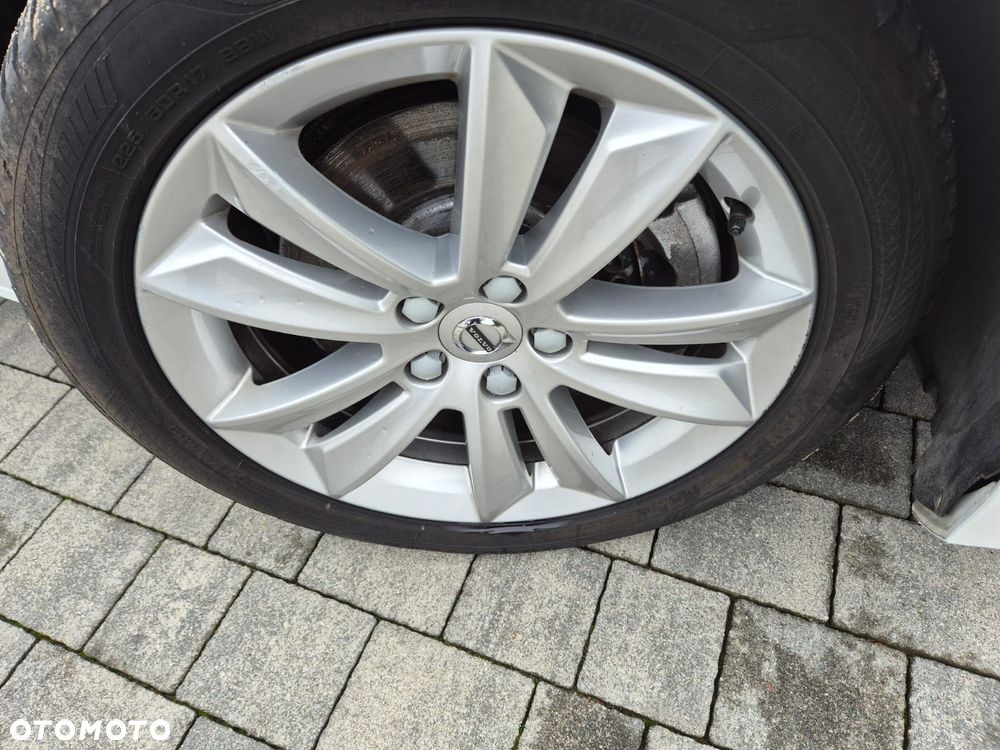 Volvo V60 B3 B R-Design - 24