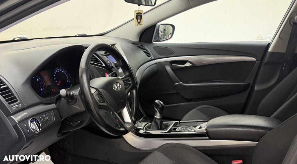 Hyundai i40 - 12