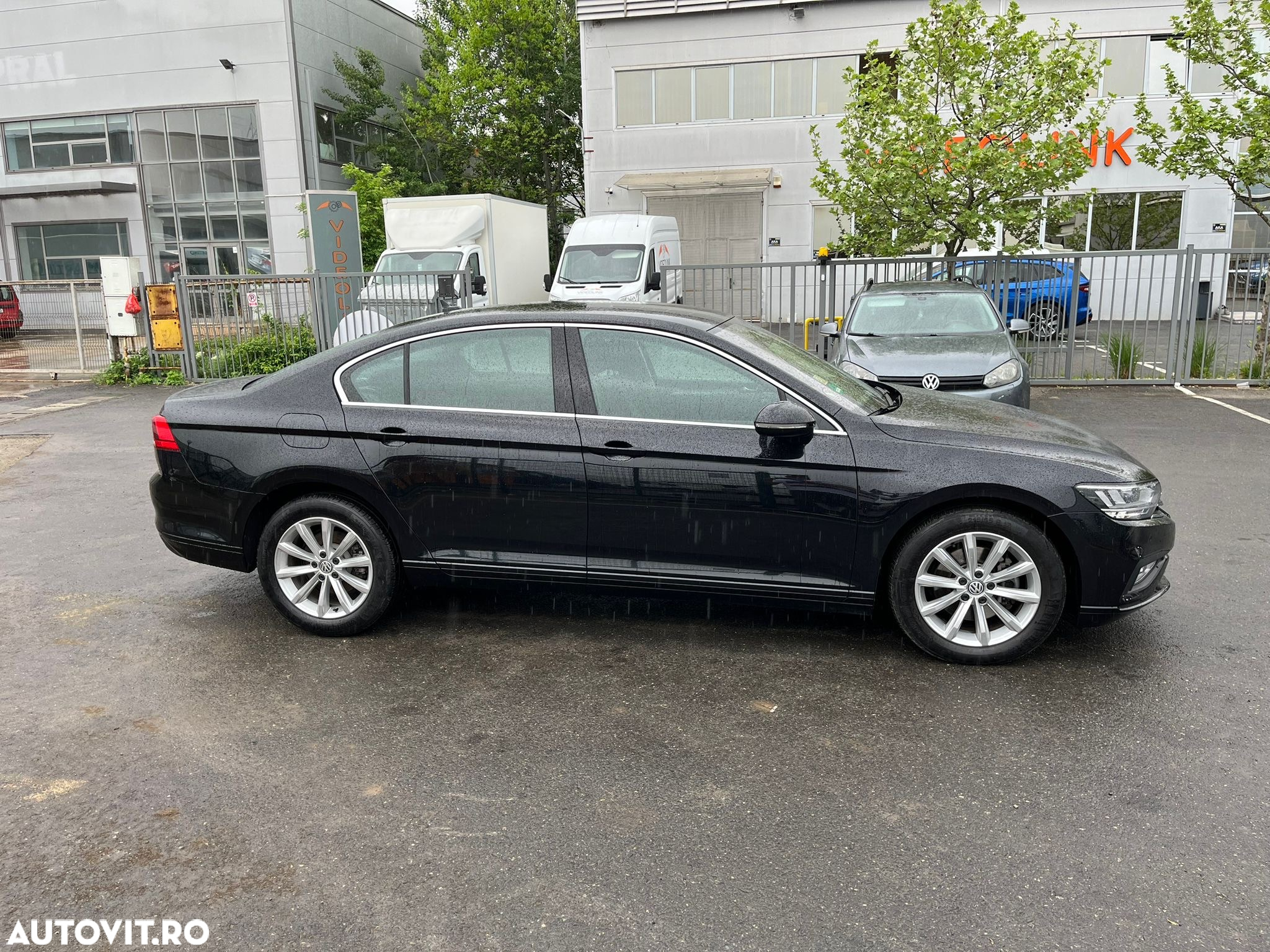 Volkswagen Passat - 3