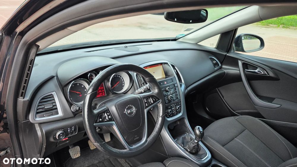Opel Astra 1.6 CDTI Cosmo - 14
