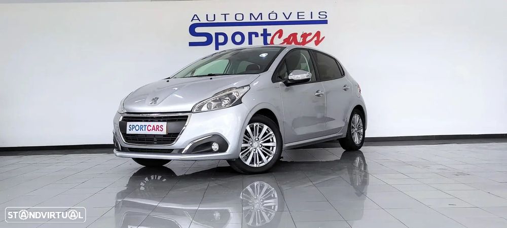Peugeot 208 - 1