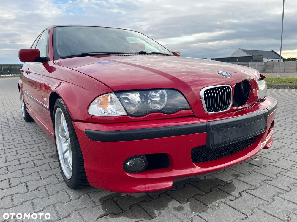 BMW Seria 3 330i - 8