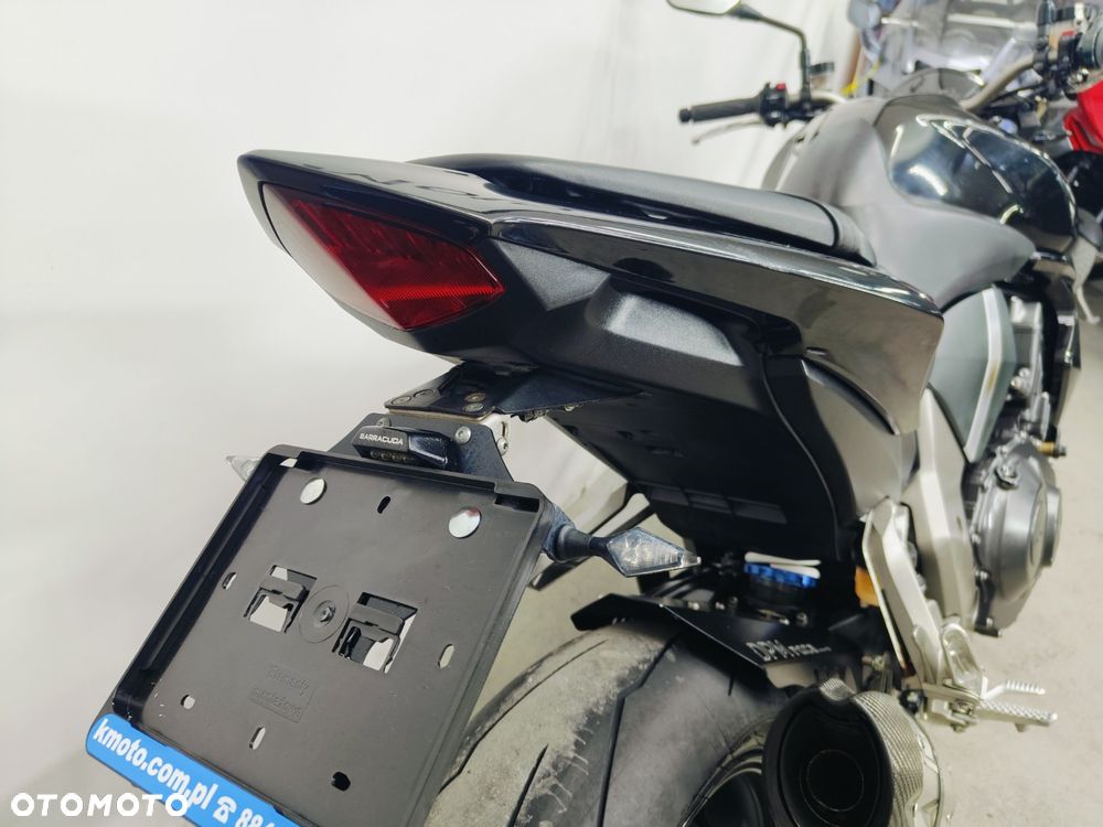 Honda CB - 12