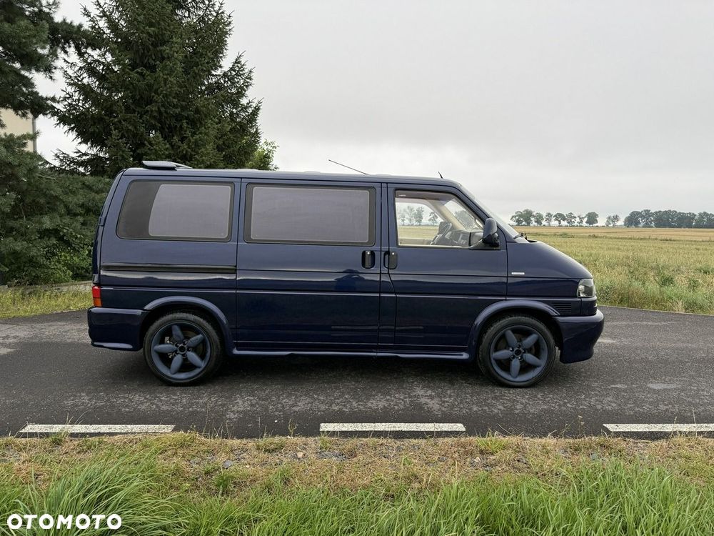 Volkswagen Multivan - 34