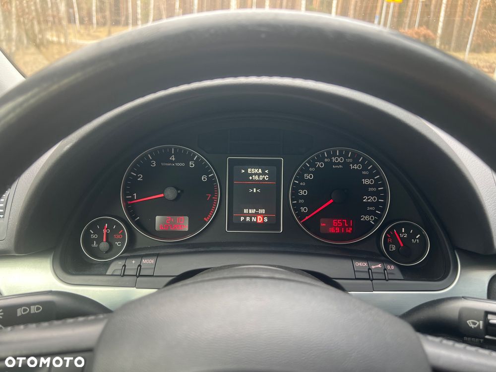 Audi A4 Limousine - 37