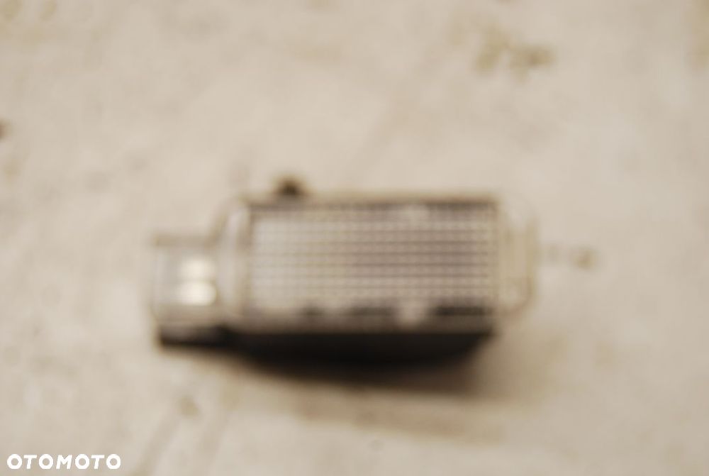 LAMPKA OŚWIETLENIA KABINY 4B0947416A AUDI A8 A6 4B0947416 - 2