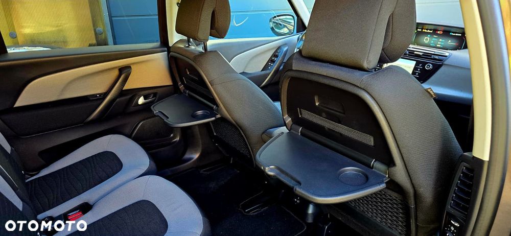 Citroën C4 Grand Picasso BlueHDi 120 EAT6 Exclusive - 25