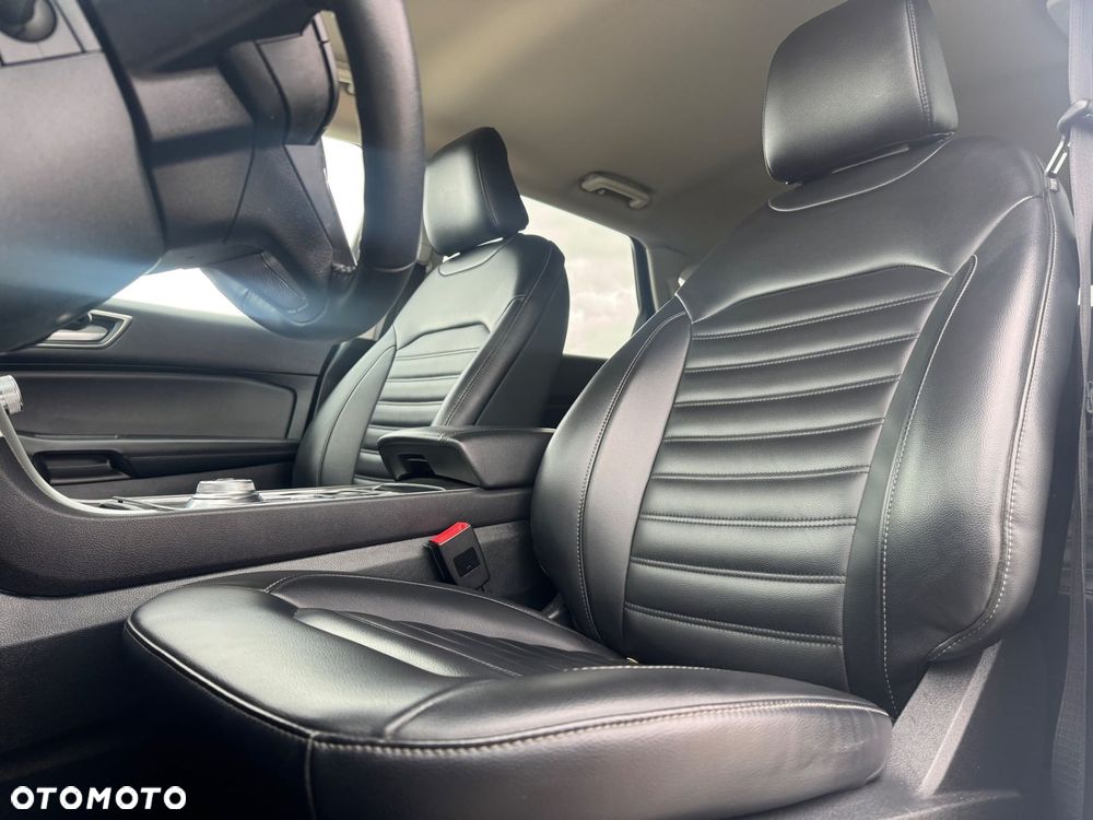 Ford Edge - 15