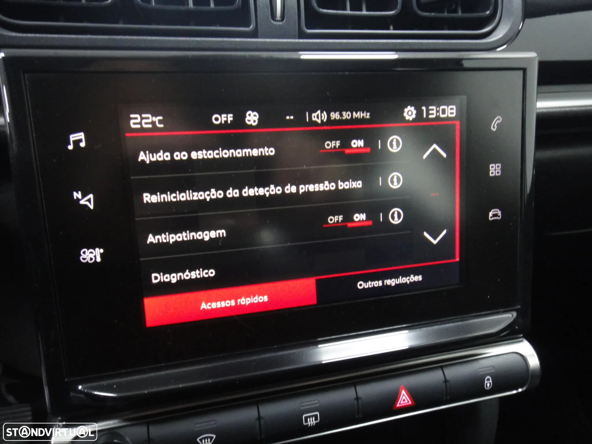 Citroën C3 1.2 PureTech Shine - 23