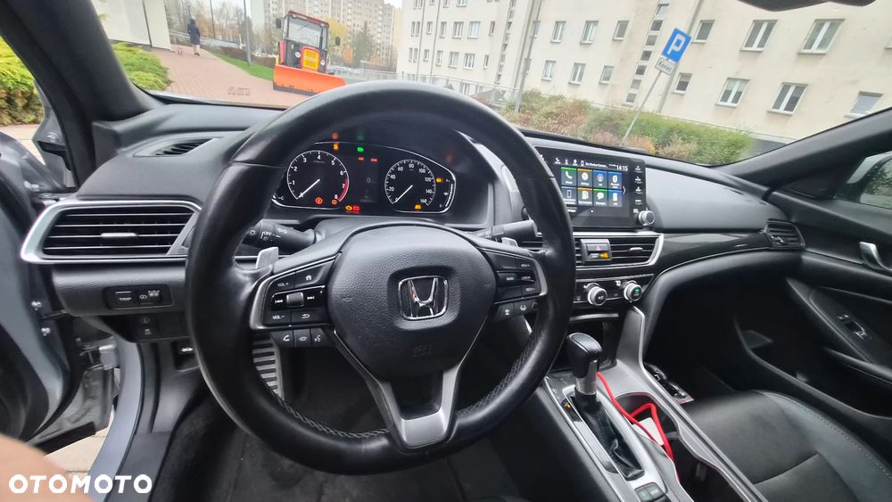 Honda Accord - 11