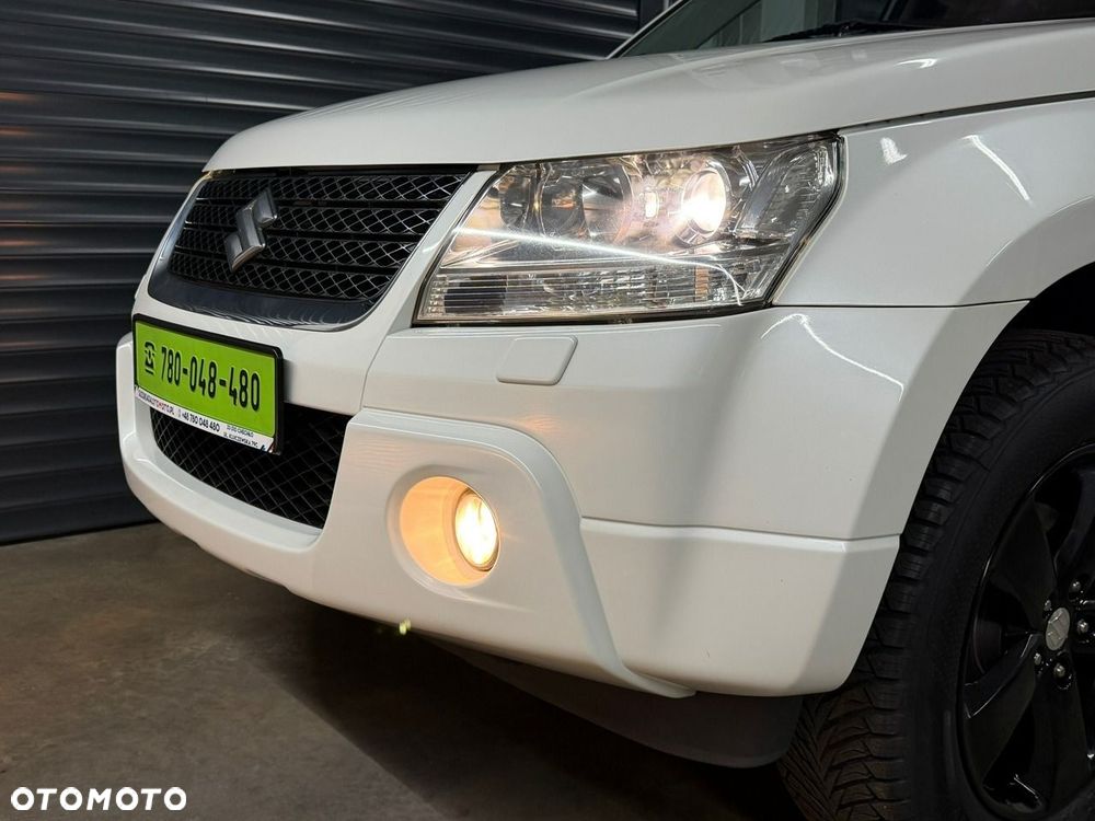 Suzuki Grand Vitara - 25