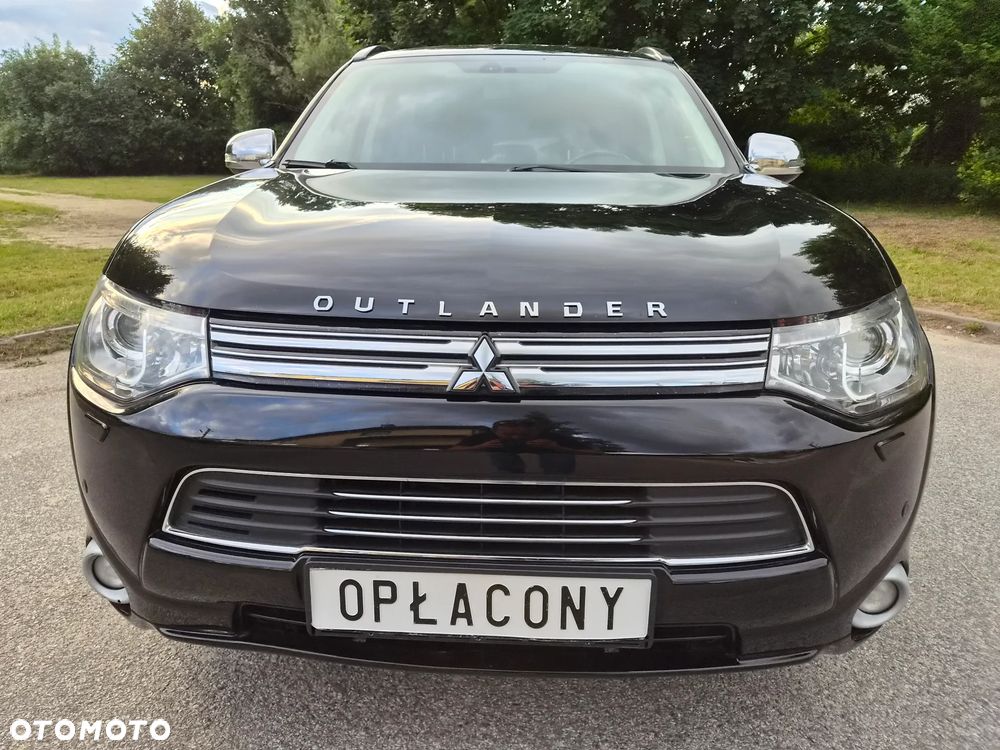 Mitsubishi Outlander 2.0 4WD Top - 11