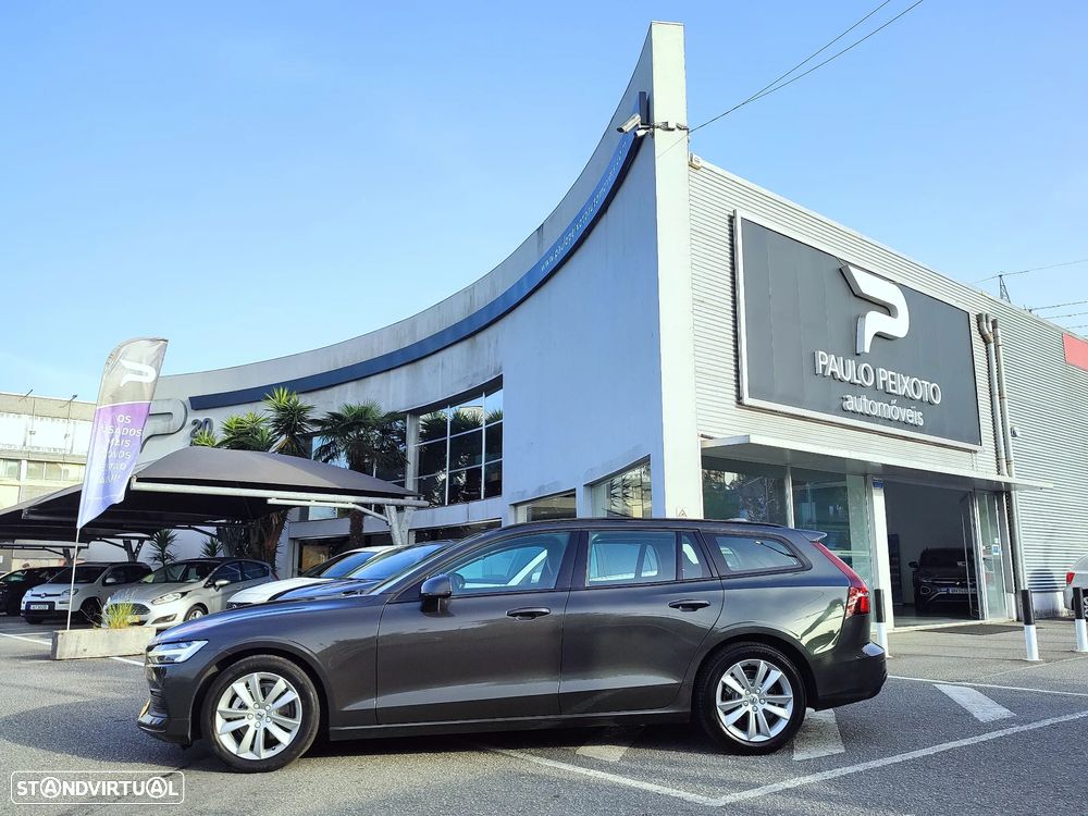 Volvo V60 2.0 D3 Momentum Geartronic - 6