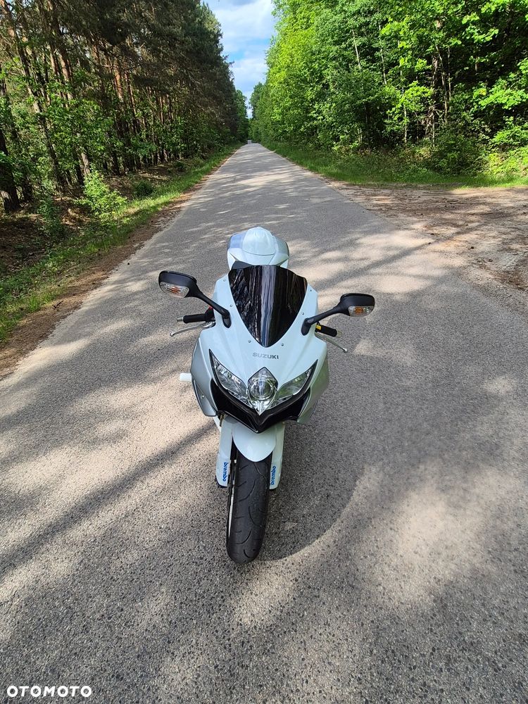 Suzuki GSX-R - 12