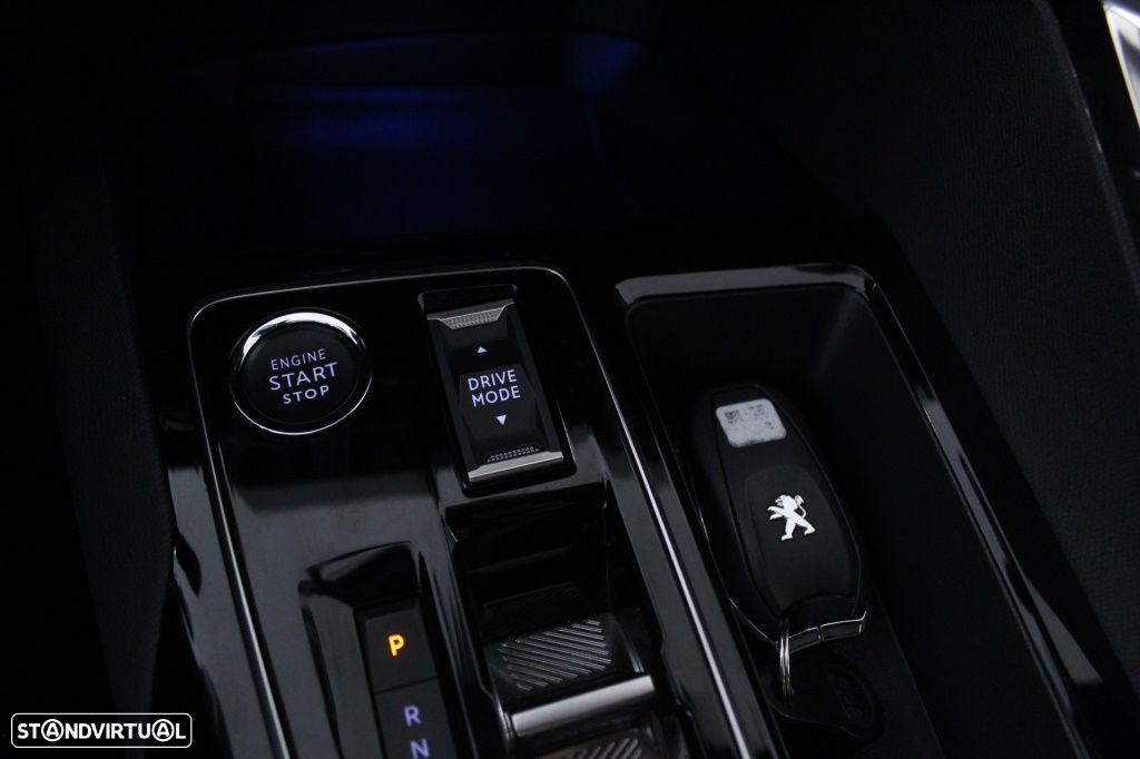 Peugeot 5008 1.2 PureTech Allure Pack EAT8 - 30