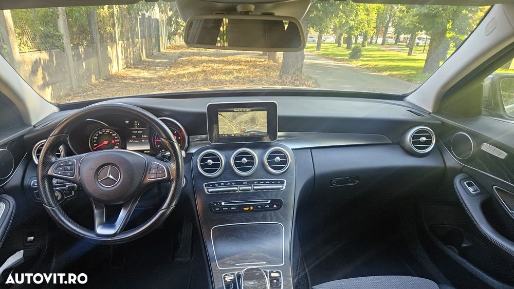 Mercedes-Benz C - 7
