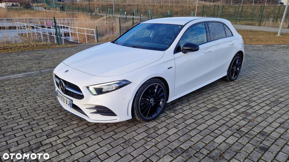 Mercedes-Benz Klasa A 200 d 4Matic 8G-DCT AMG Line - 19