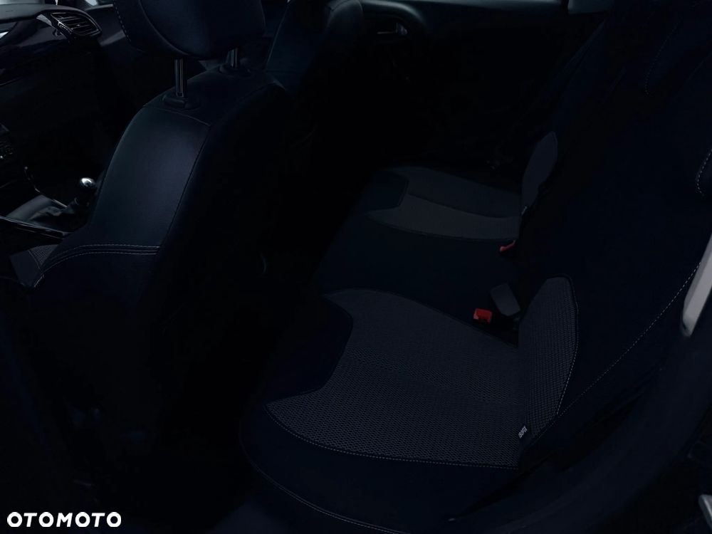 Citroën C3 1.2 PureTech Selection - 7