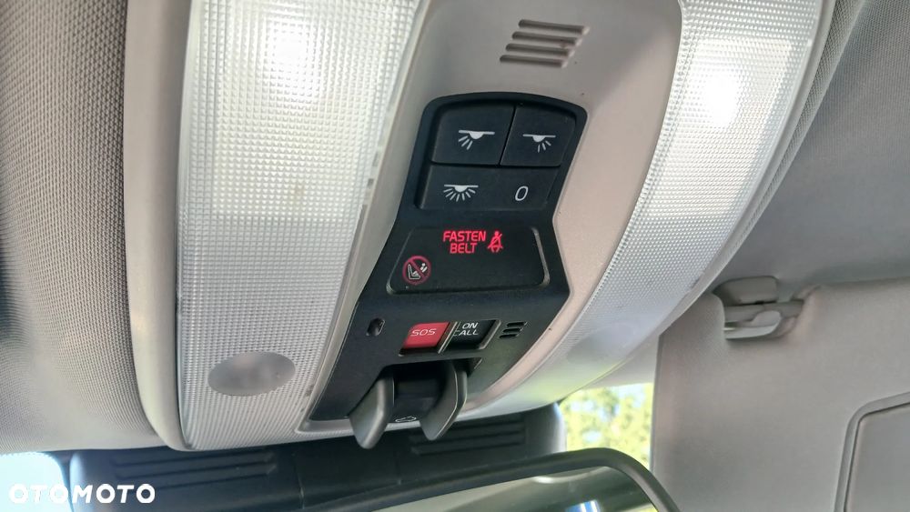 Volvo XC 70 D5 AWD Geartronic Summum - 40