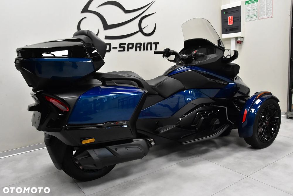 Can-Am Spyder - 5