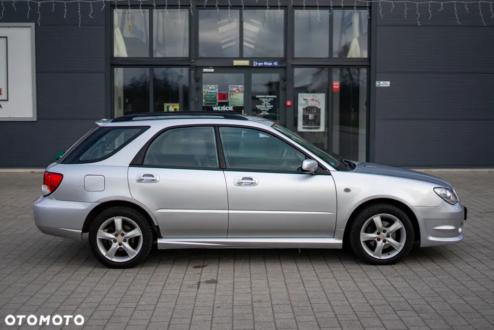 Subaru Impreza SW 2.0 RC - 5
