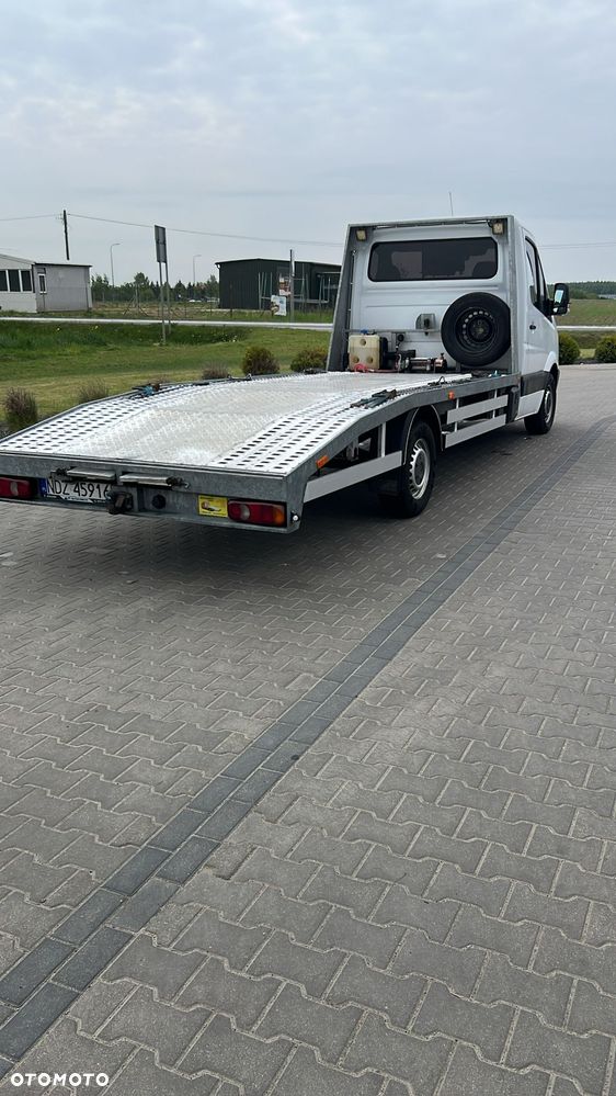 Mercedes-Benz Sprinter - 4