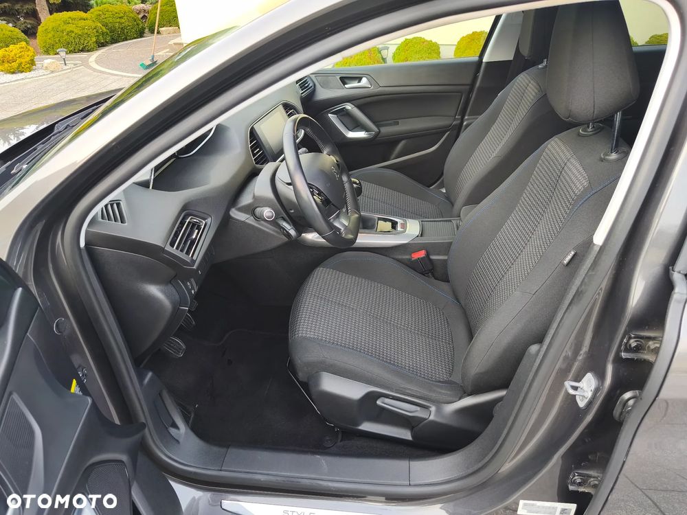 Peugeot 308 BlueHDi FAP 100 Stop & Start Active Pack - 12