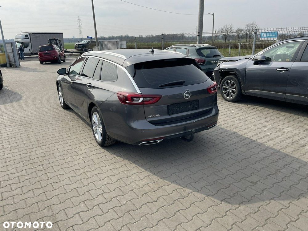 Opel Insignia 2.0 CDTI Ultimate S&S - 2