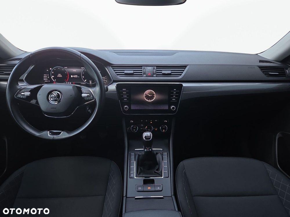 Skoda Superb 1.5 TSI Active - 10
