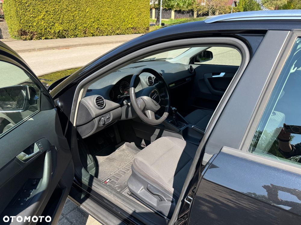 Audi A3 Sportback - 21