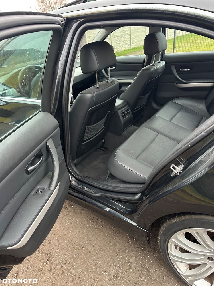 BMW Seria 3 325i Edition Exclusive - 5