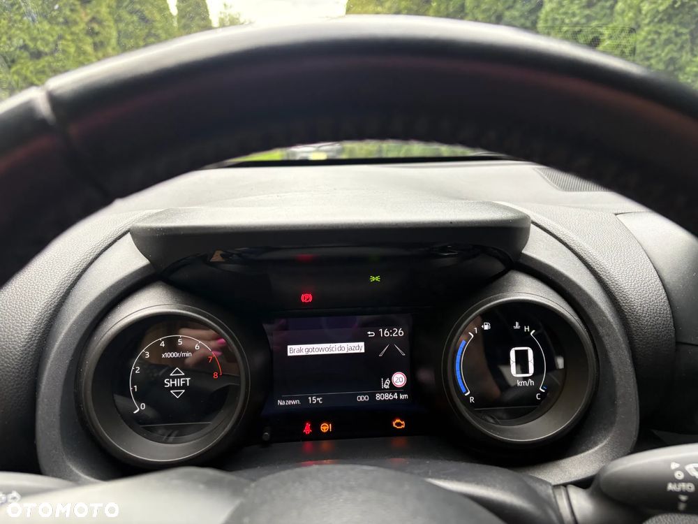Toyota Yaris - 8