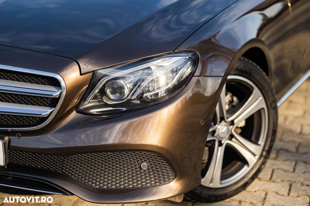 Mercedes-Benz E 220 d Aut. - 10